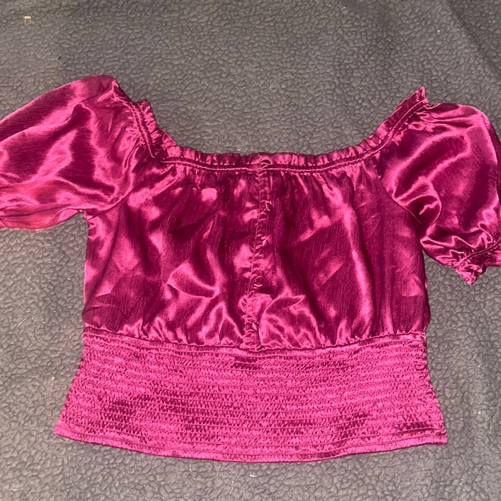 Guess top